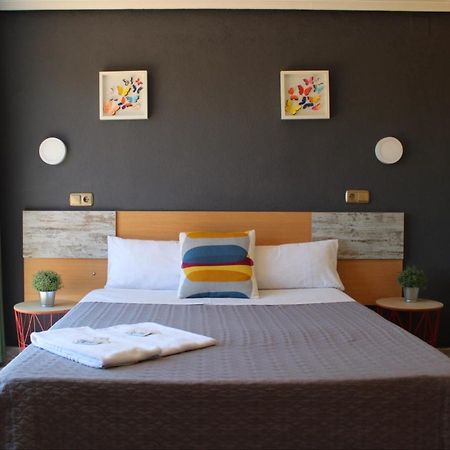 Hotel Rodsan Suizo Кастельдефельс Экстерьер фото